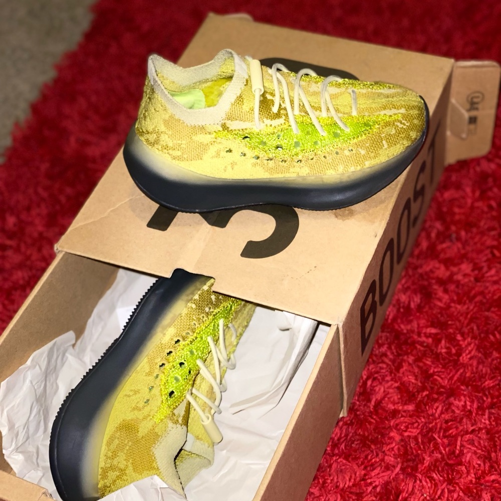 YEEZY 380 HYLITE